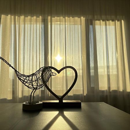 Taste Of Iasi - Two Room Apartment - Central - Sunset Touch Екстер'єр фото